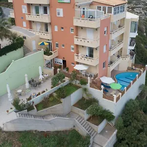 επισκεφθείτε το ξενοδοχείο
