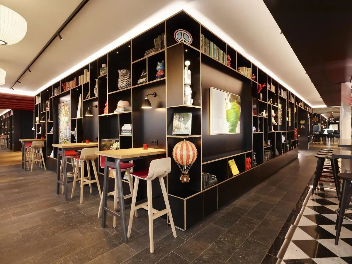 ****  Citizenm Copenhagen Radhuspladsen Hotel Denmark
